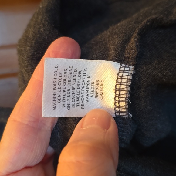 Caslon Charcoal Long Sleeve Tee, %100 Cotton Size S - Picture 4 of 6